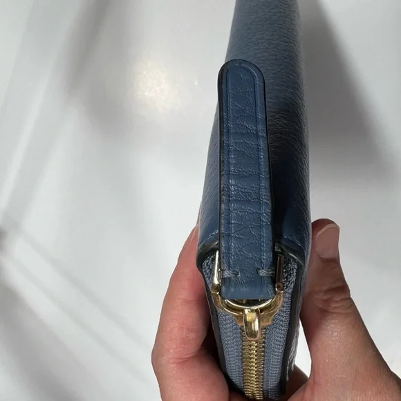 Kate Spade Blue Leather Wallet/Wristlet - Picture 6 of 11